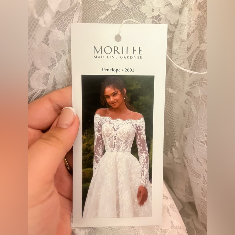 Mori Lee Penelope Off-Shoulder White Lace A Line/Ballgown Wedding dress Sleeves - Picture 9 of 9